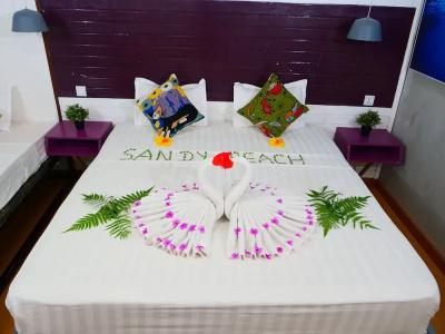 Sandy Beach Bungalows - 25