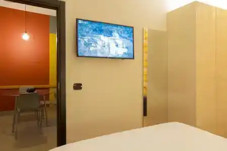 b&b - 49