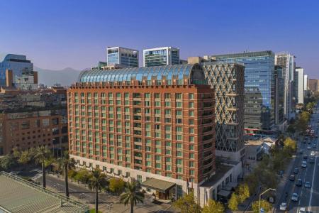 The Ritz-Carlton, - 0