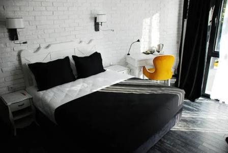 Check Inn Suite & Spa - 19