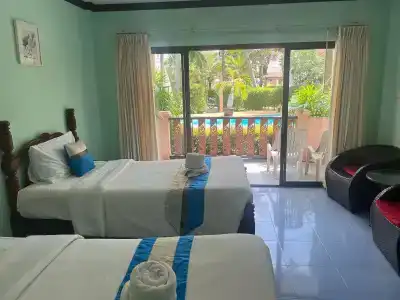 Lanta Seafront Resort - 3