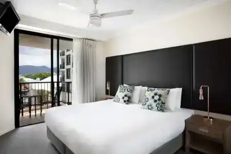 Mantra Esplanade - 41
