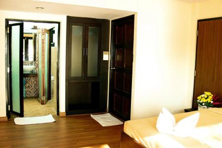 Siam Beach Resort - 17