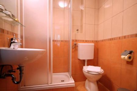 Ivana - 103