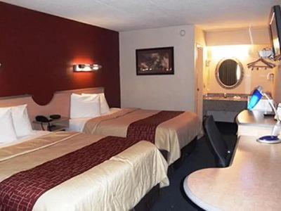 Rodeway Inn - 15
