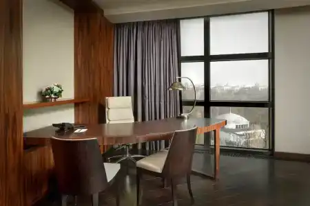 Hilton Kyiv - 90