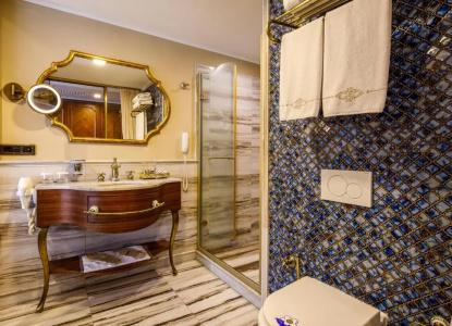 Romance Istanbul Boutique Class - 49