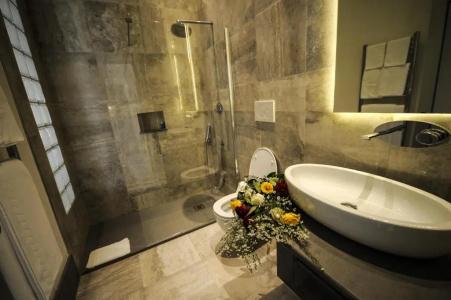The Roman Empire Guesthouse - 82
