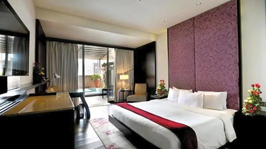 Royal Orchid Jaipur, 3 Kms to Airport - 85