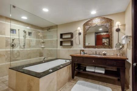 Omni & Spa at Montelucia - 62