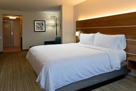 Holiday Inn Express South, An Ihg - 37