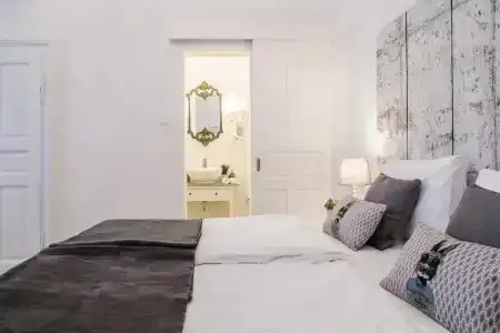 House Beletage - 80