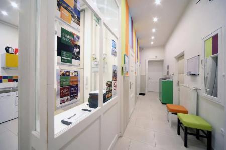 Amber Gardenview Studios - 11