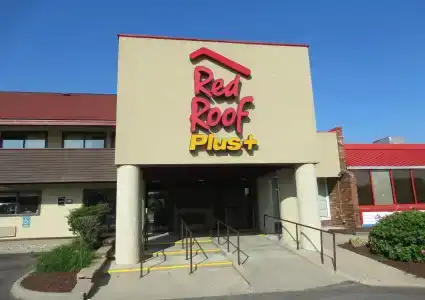 Red Roof Inn Plus+ u Of m North - 18
