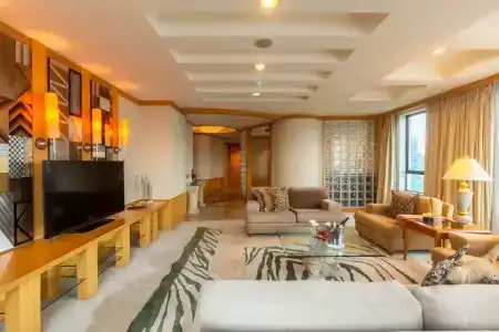 Renaissance Riverside Saigon - 160