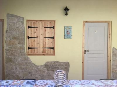 Zouglas App Guesthouse - 1
