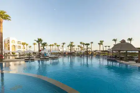 Sunrise Remal Beach Resort - 17