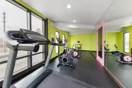 Blvd & Spa - Walking Distance To Universal Studios Hollywood - 33