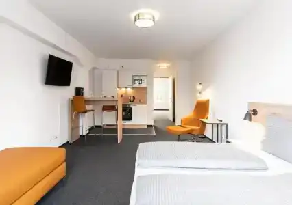 LA serviced - 101