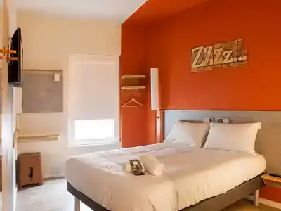 Ibis Budget Bilbao City - 13
