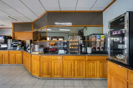 Best Western Central Inn - 12