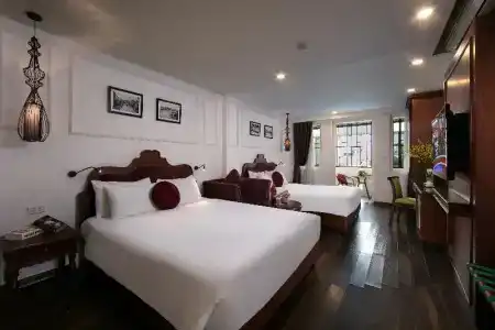 Vision Premier & Spa - 55