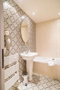 Villa Otero by Happyculture - 56