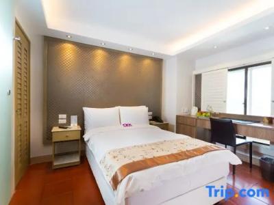 Empress Ho Chi Minh City - 77
