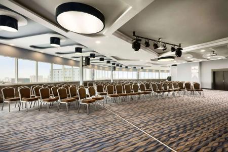 Ramada Mersin - 13