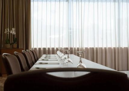 Holiday Inn Athens Attica Av, Airport w., An Ihg - 18