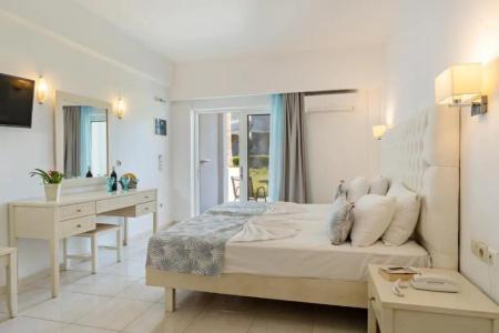 Delfina Beach - 30