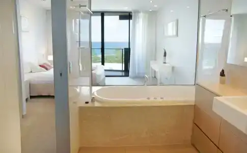 Ambience on Burleigh Beach - 80