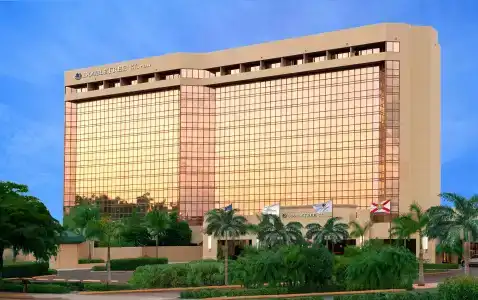 DoubleTree by Hilton Miami Airport & Convention Center - 0