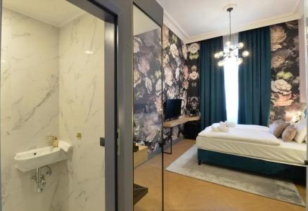 1552 Boutique - 47