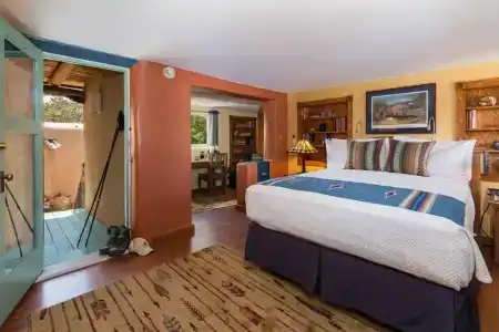 Inn of the Turquoise Bear - 125