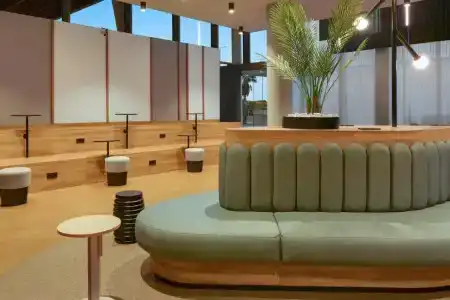 B&B Barcelona Viladecans - 35