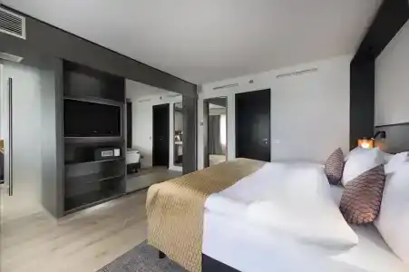Crowne Plaza düSseldorf - Neuss, Ein Ihg - 85