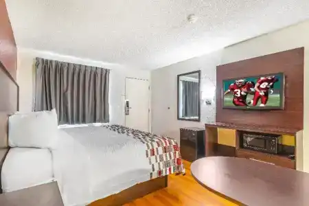 Red Roof Inn Phoenix- Midtown - 34