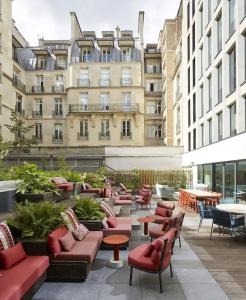 citizenM Paris Champs-Élysées - 0
