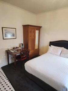 Macquarie Manor - 70