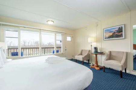 Days Inn by Wyndham - 55