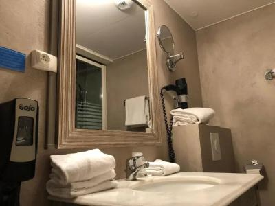 Best Western hôTel De La Bourse - 50