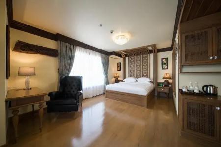 Peak Nimman Prestige - 43
