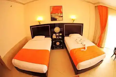 Sphinx Aqua Park Beach Resort - 63