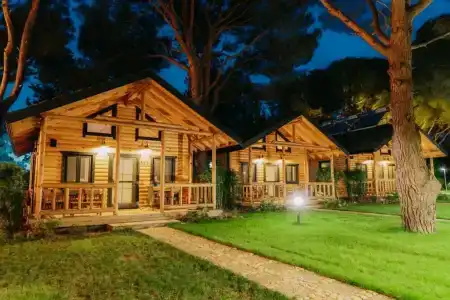 Pino Mar Luxury Bungalows - 10