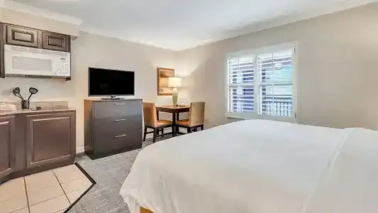 Staybridge Suites Savannah Historic District, an IHG - 69