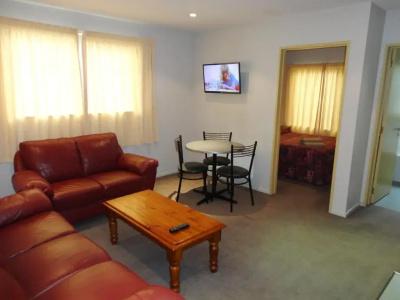Bealey Avenue - 66