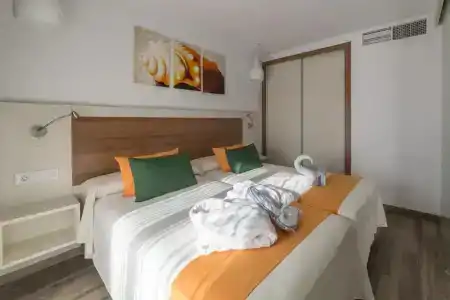 Sandos Benidorm Suites - 50