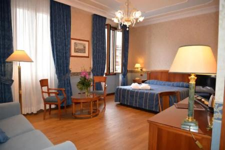 Strozzi Palace - 23