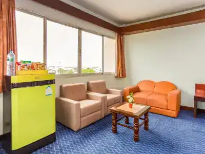Oyo 441 Grand Thara - 5